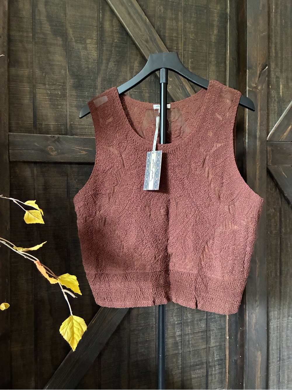 Ultra Pink Textured Rust-Brown Sleeveless Crop Tank